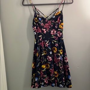 LAST CHANCE!! Floral Dress